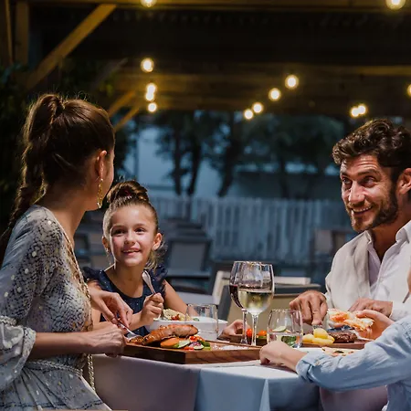 Aparthotel Club Del Sol 4*