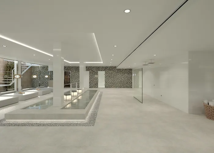 Ξενοδοχείο με διαμερίσματα Club Del Sol 4*